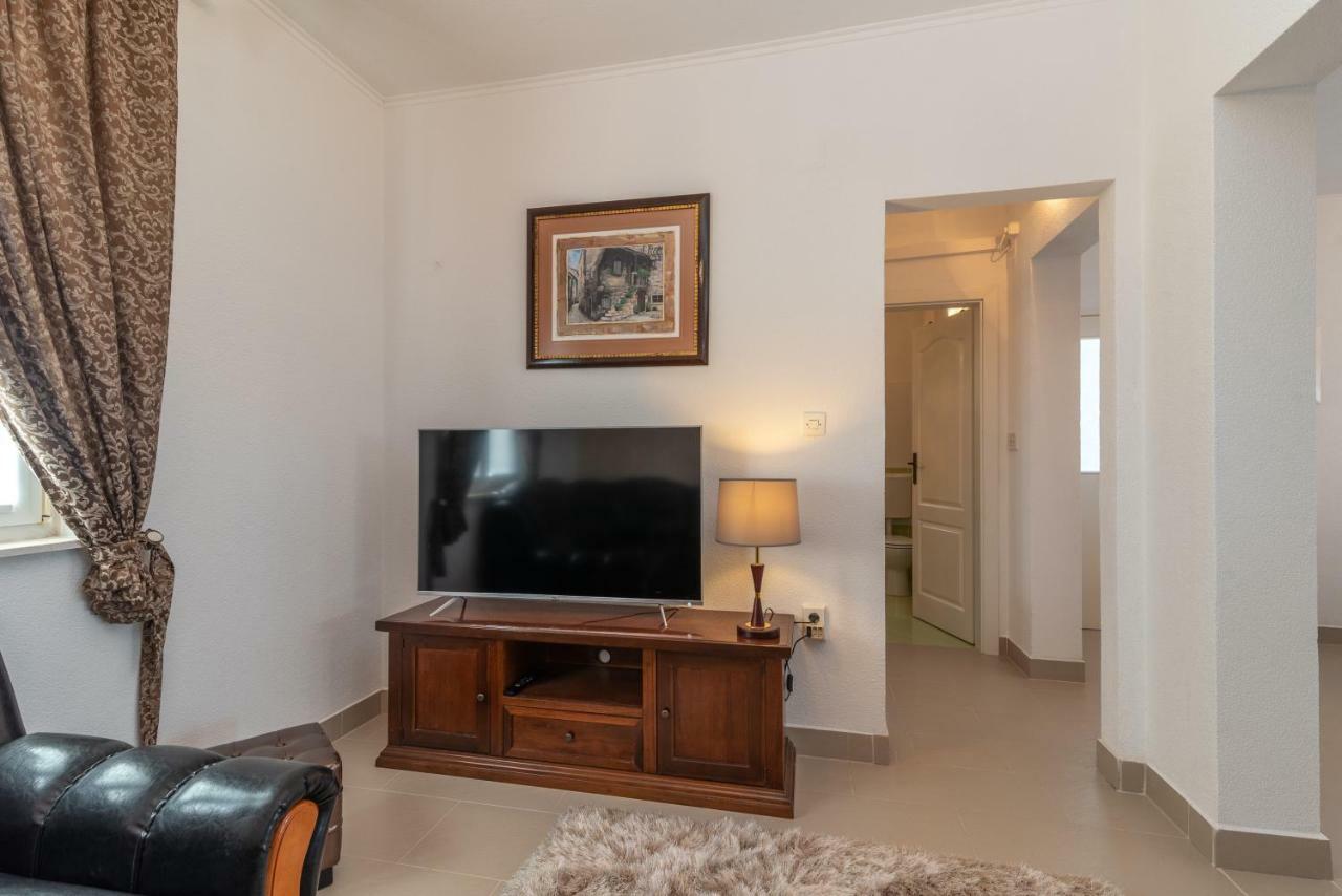 Villa Insula Ventum Trogir Eksteriør billede